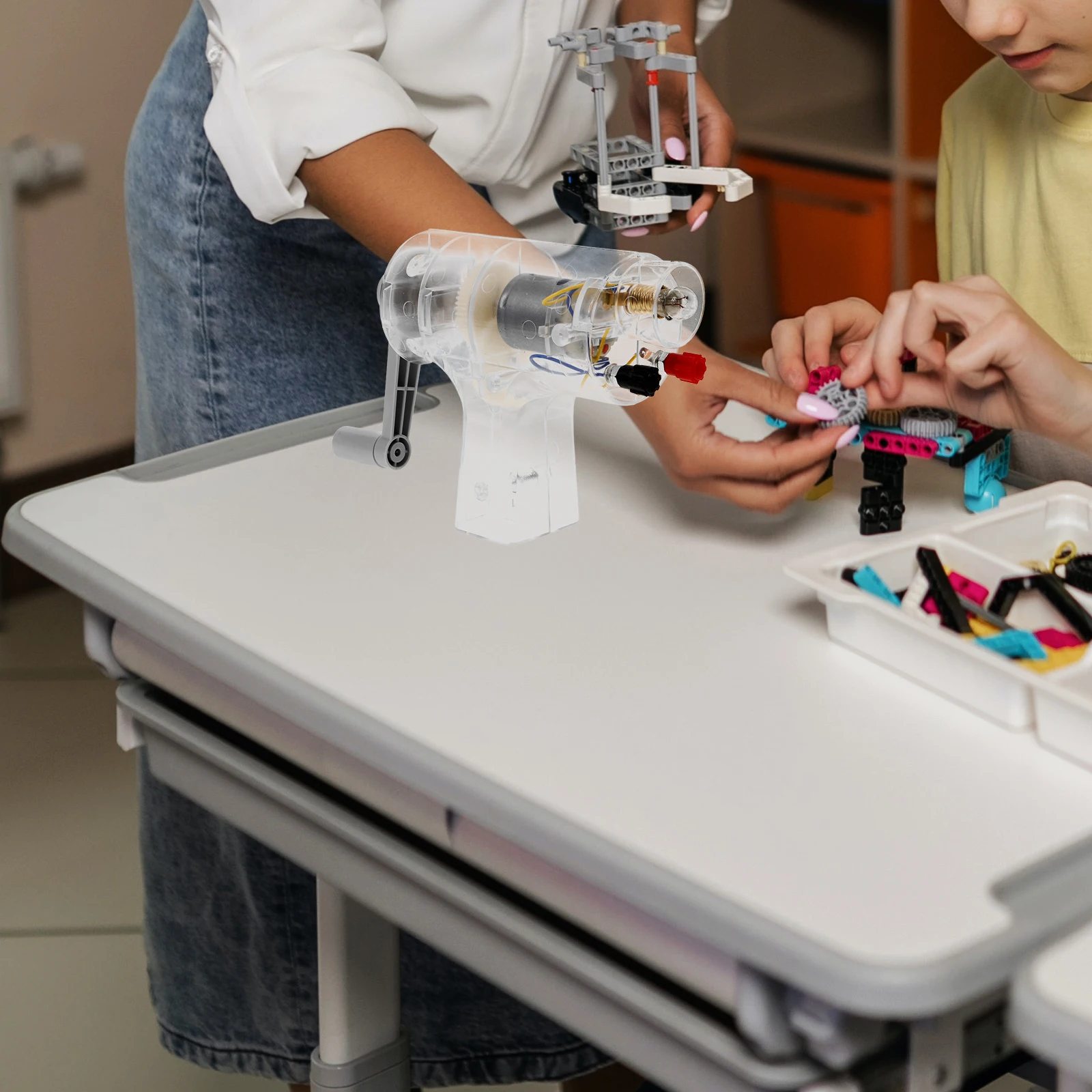 

Hand Crank Physics Lab Teaching Equipment Portable Power Generator For Science Experiments Kids Education Kit Mini Generator