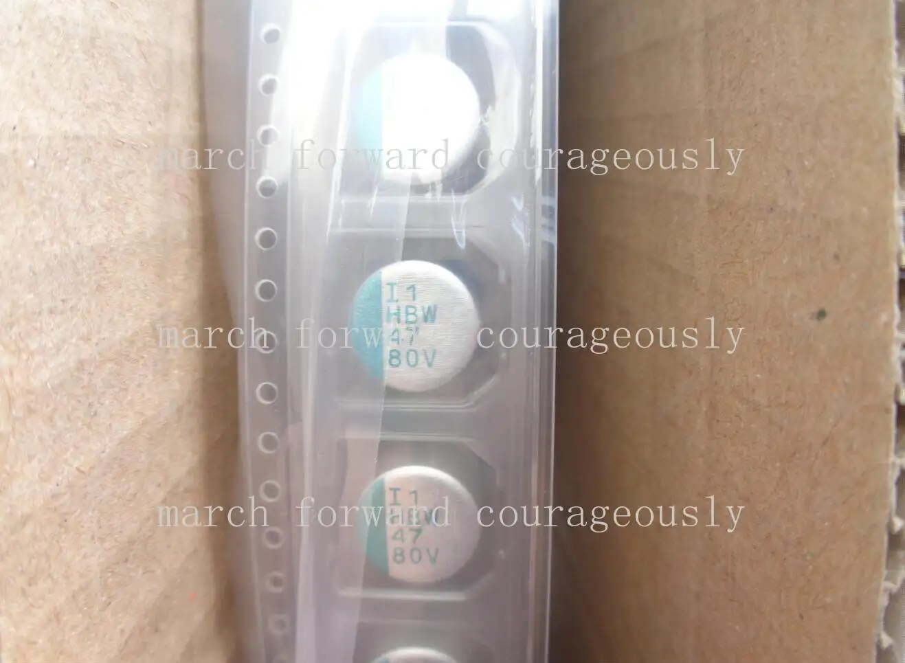 20-個-hbw470m1ktr-1010-lelon-80v-47uf-固液ハイブリッド車両用高温コンデンサ-10x10