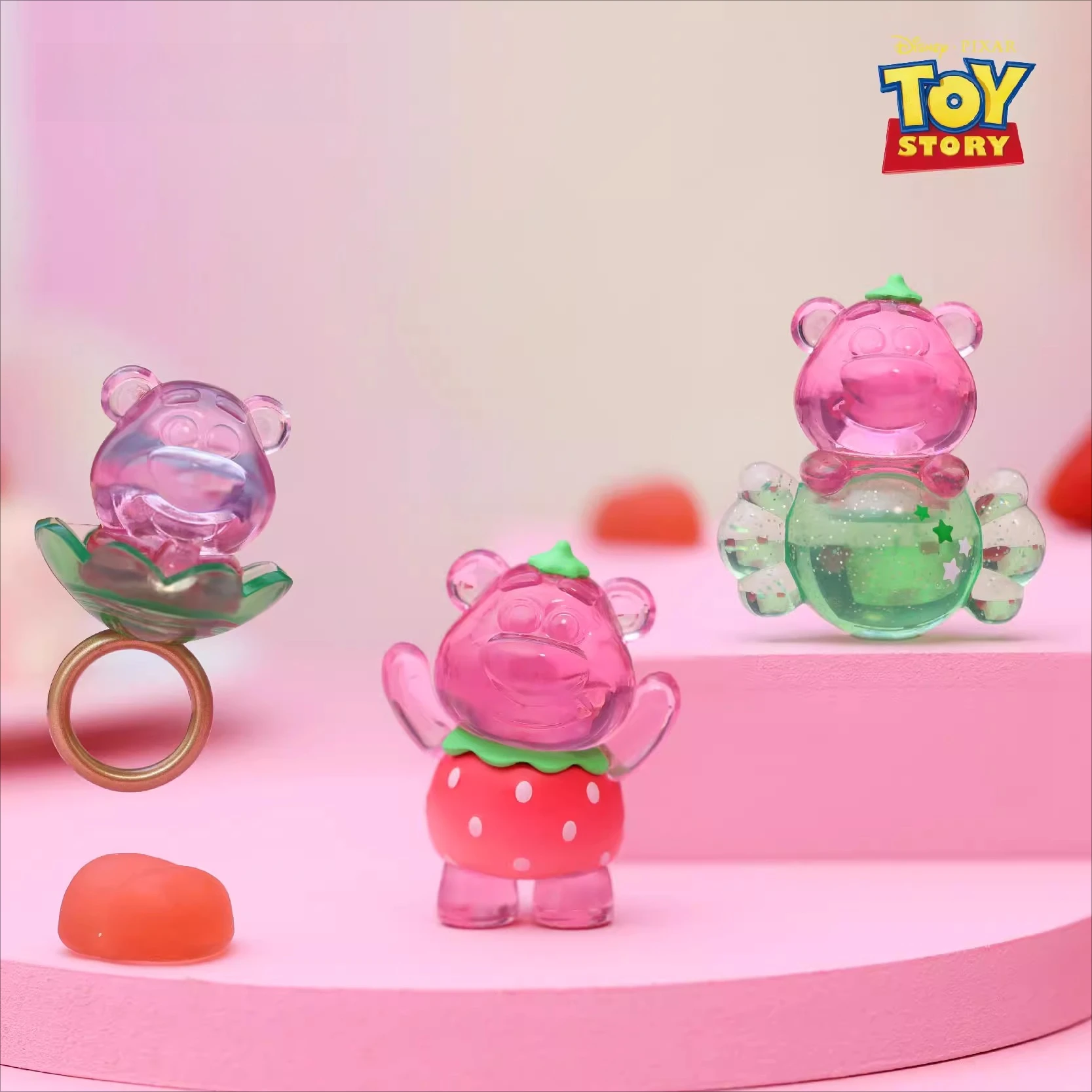 Disney pixar morango urso caixa cega, figuras colecionáveis temáticas doces, brinquedo história surpresa série aleatória conjunto de modelo colecionável