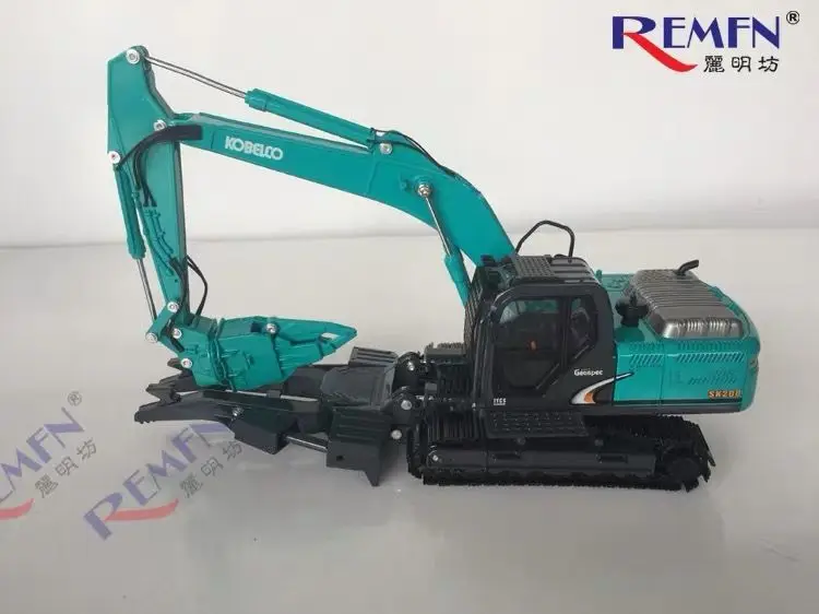 Kobelco SK200-8 Dismantling Machine 1/43 Scale Die-Cast Construction Vehicles Model New in Original Box