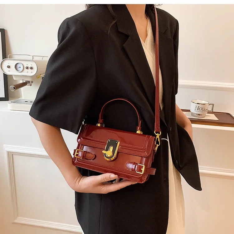 2024 New Luxury Designer Box Square Crossbody Bag For Women Brand Red Black Tote Bag Fashion Girls Mini Handbag