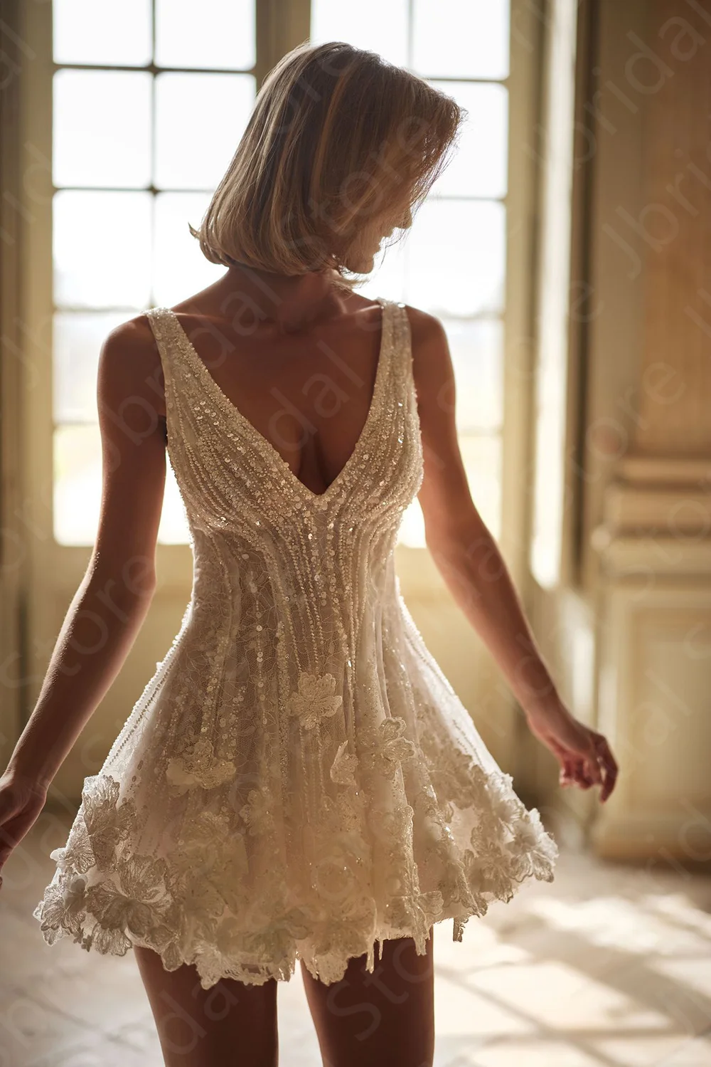 Customized Exquisite Wedding Dresses 2025 Lace Short Bridal Gowns V Neck Bride Dresses Back Out Beading Wedding Gowns Sequined image 6