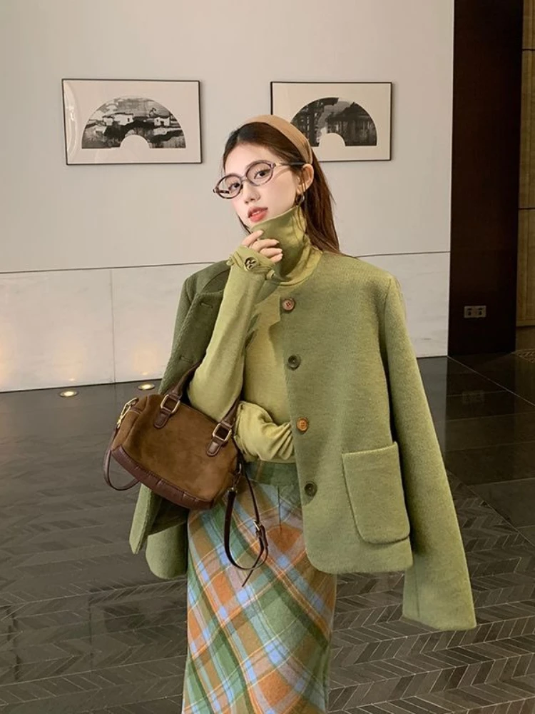 

New Arrival Round Neck Loose Long Sleeve Vintage Coat for Autumn Winter Fashionable Niche Style with Buttons High End Retro Top