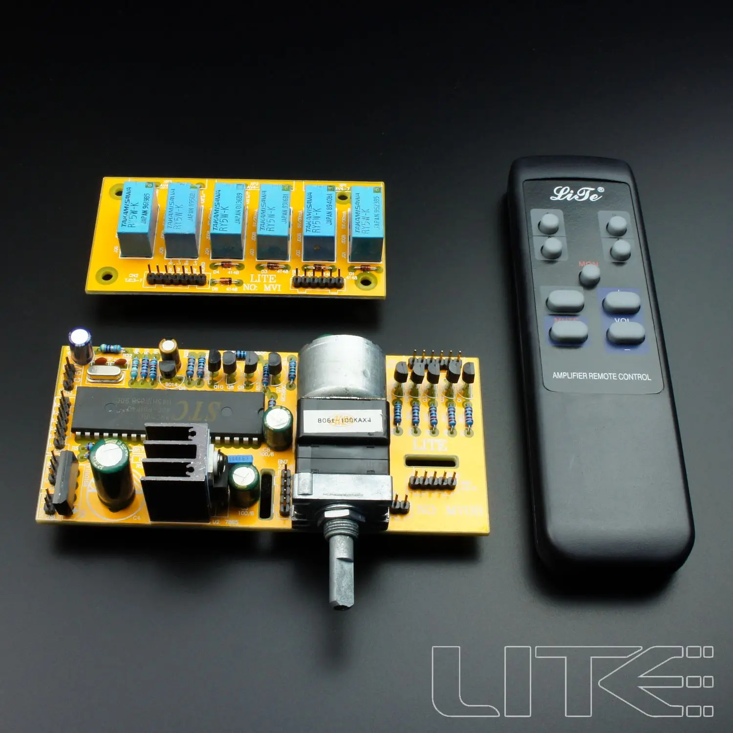 MV04 Four channel Remote Control Volume Kit  Signal selection and VR effect (supporting balanced input and output) AC9V-12V