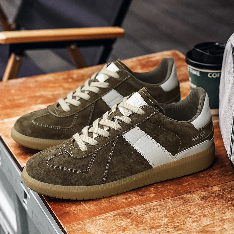

2025 new men's sneakers,running shoes,jogging shoes,casual shoes soft-soled Durable unisex Casual Soft Sole shock-absorbing