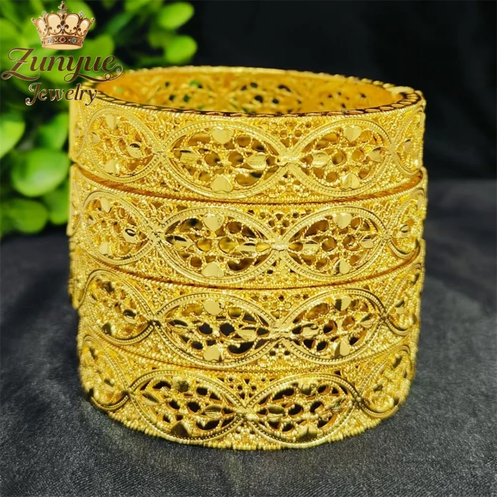 

Sand Gold Hollowed-Out Bracelet Luxury Quality Jewelry Best Selling Fashion Fine Jewelry Charms Exquisite Elegant Popular Gift