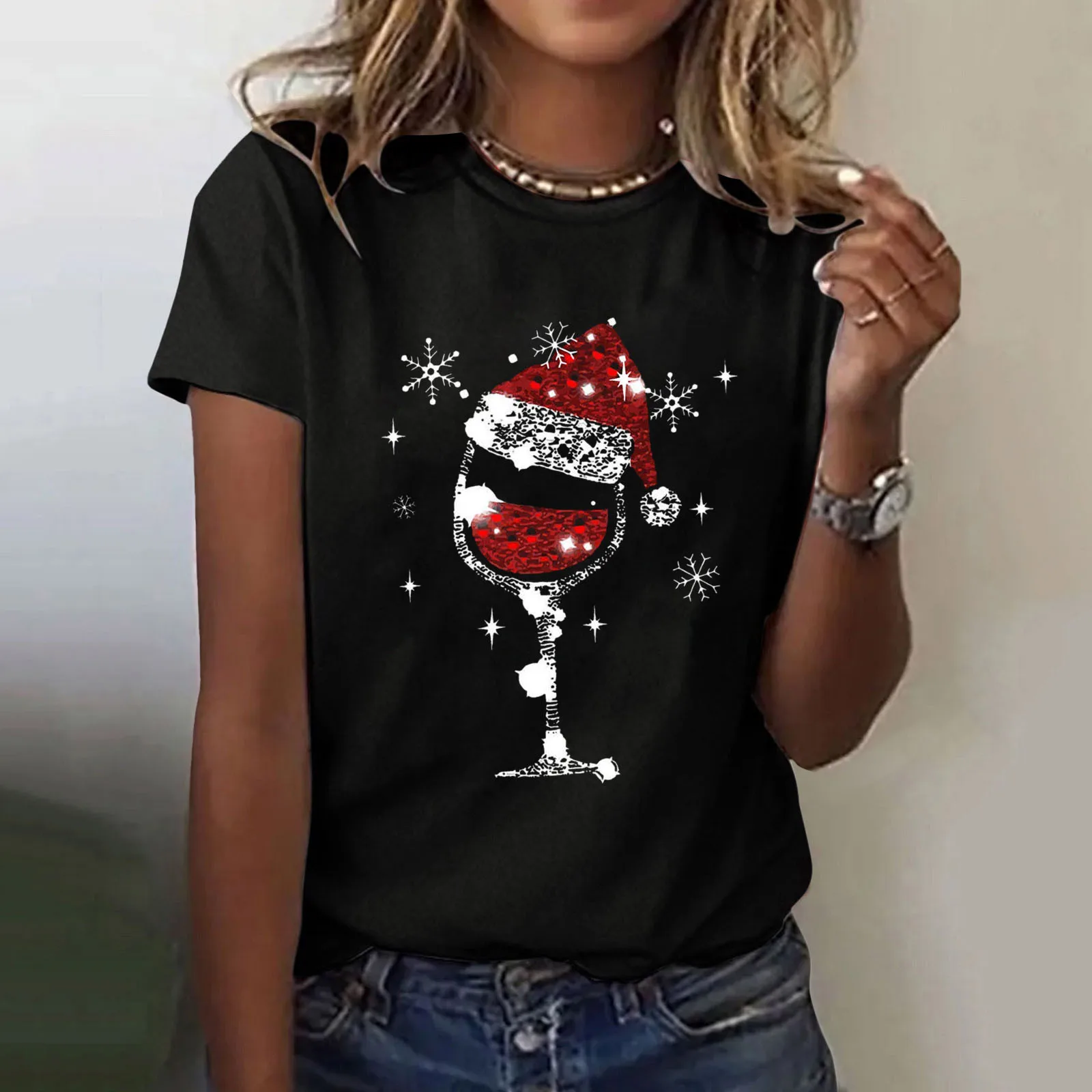 Women Wine Glass Christmas Hats Black T Shirt Christmas Xmas Gifts Cartoon Top Tshirt Harajuku Fashion New Year T-shirt Blusas