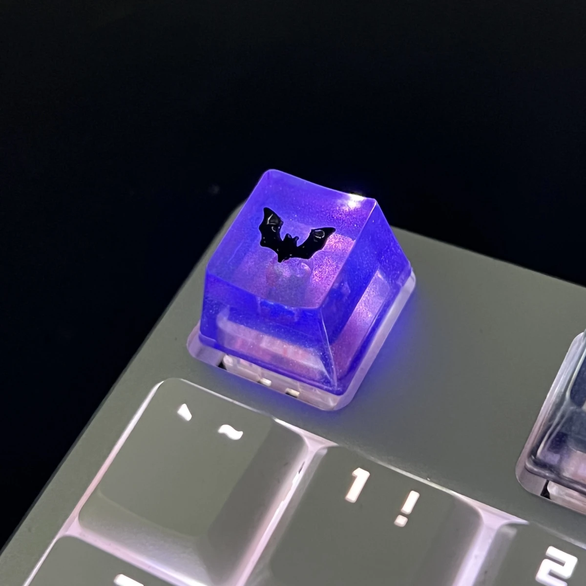 1pcs DIY Spider Transparent Keycaps for Cherry Axis Mechanical Keyboard Special Black Bat ESC Supplement OEM R4 Key cap