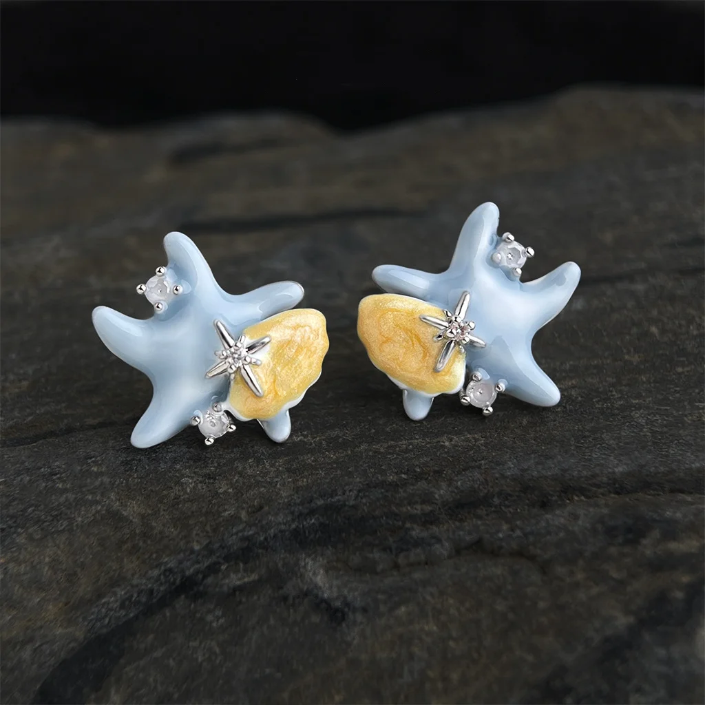 

Fashion Enamel Dropping Glaze Starfish Shell Earrings Baby Blue Zircon Inlaid Light Luxury Ear Studs