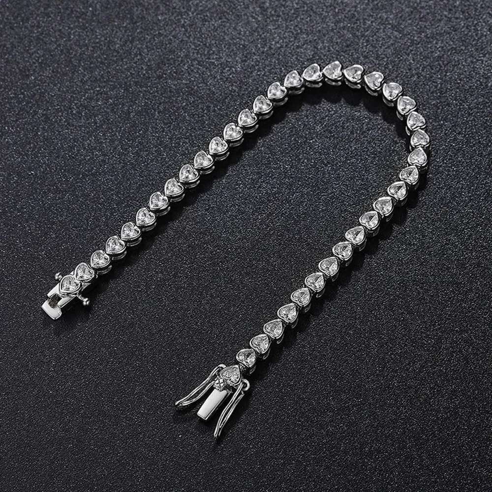 Fashion 925 Silver Heart Blue Treasure High Carbon Diamond Fashion Bracelet Exquisite Wedding Engagement Jewelry for Women