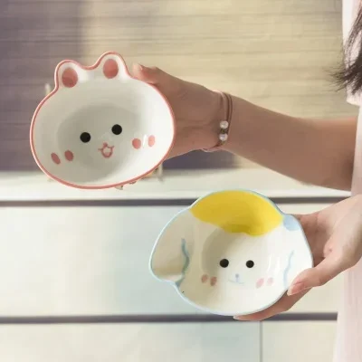 

100pcs Plastic Wine Bottle Pourer Stopper Stainless Steel Wine Liquor Spirit Pourer Free Flow Spout Stopper Bar Tool