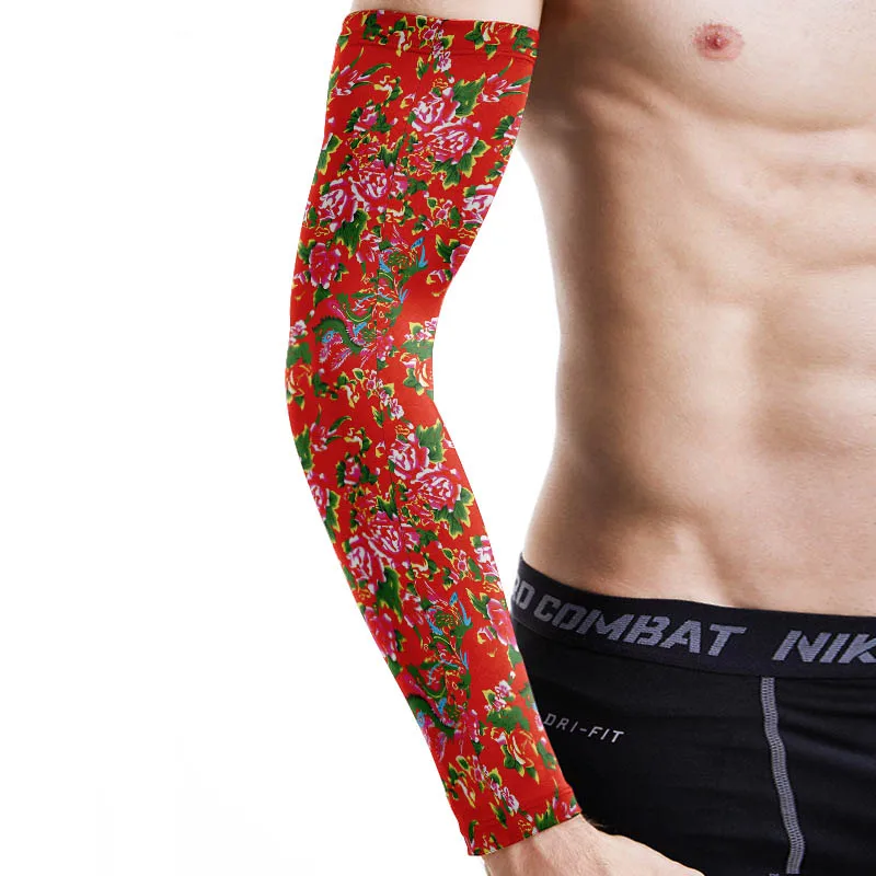 Manicotti da braccio con fiore per tatuaggio alla moda uomo donna protezioni per le braccia estive maniche per le mani di ghiaccio ciclismo all'aperto maniche da braccio per protezione solare con stampa da viaggio