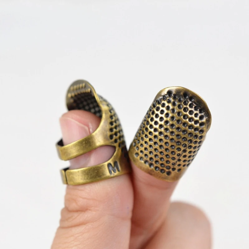 1 Stück Verstellbarer Näh-Fingerhut Vintage Fingerschutz Rutschfester Ring Handarbeitsnadel für DIY-Bastelarbeiten Nähwerkzeuge Zubehör – Detail 6