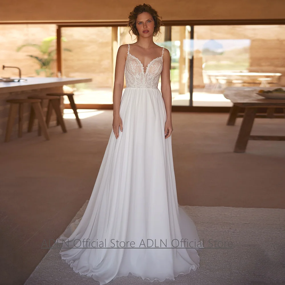 Elfenbeinfarbenes Hochzeitskleid mit Anpassungsoption, Spaghetti-Trägern, V-Ausschnitt, Spitzenapplikationen, Schleppe, Reißverschluss am Rücken, Chiffon-Brautkleid