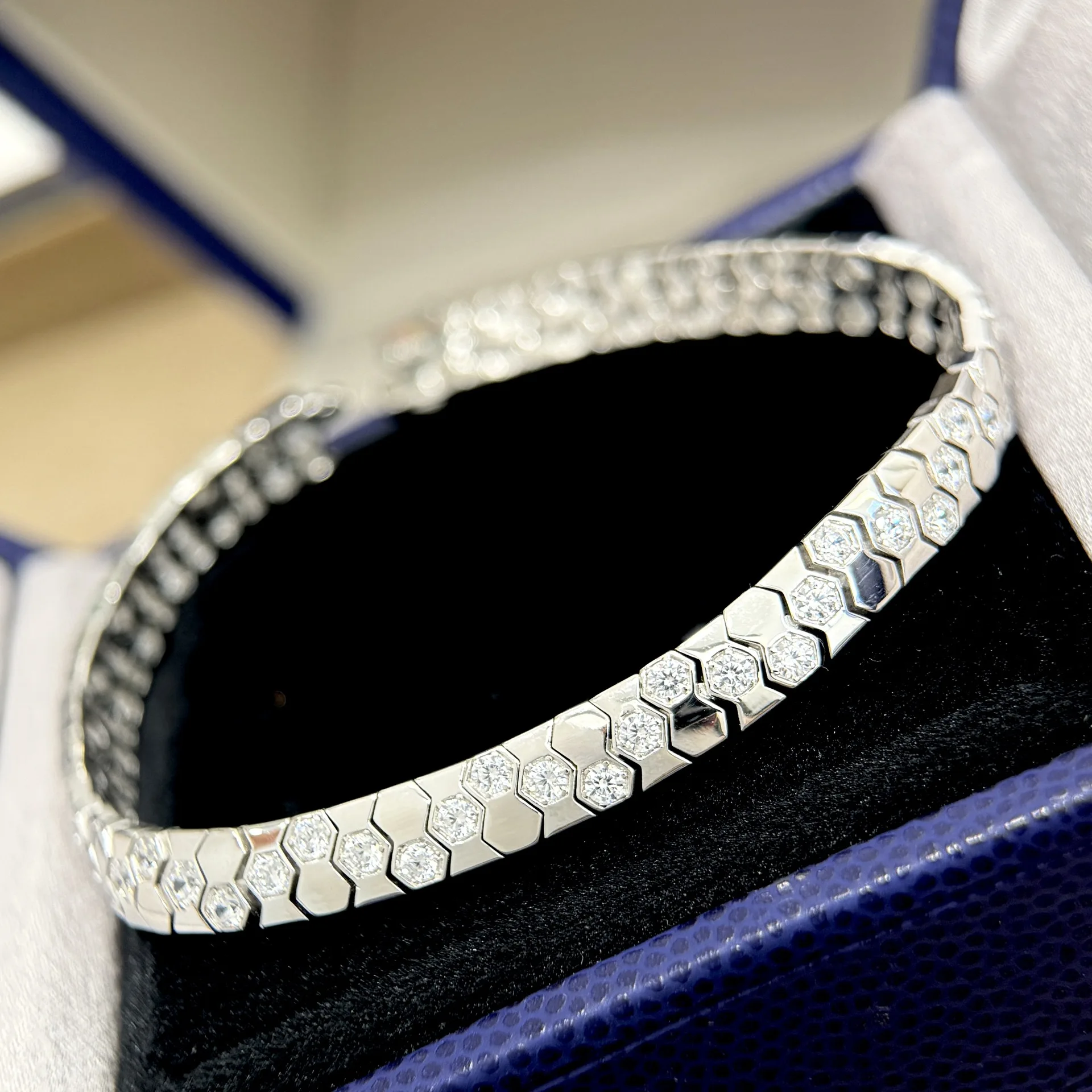 

100% 925 Sterling Silver Pave AAA Zircconia Honeycomb Style Bracelet For Women Fine Jewelry