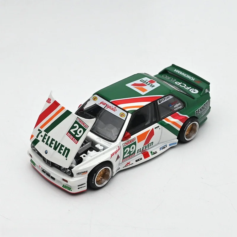 MINIGT+KAIDO 1:64 M3 E30 LARRY CHEN V1 Legierung-Automodell
