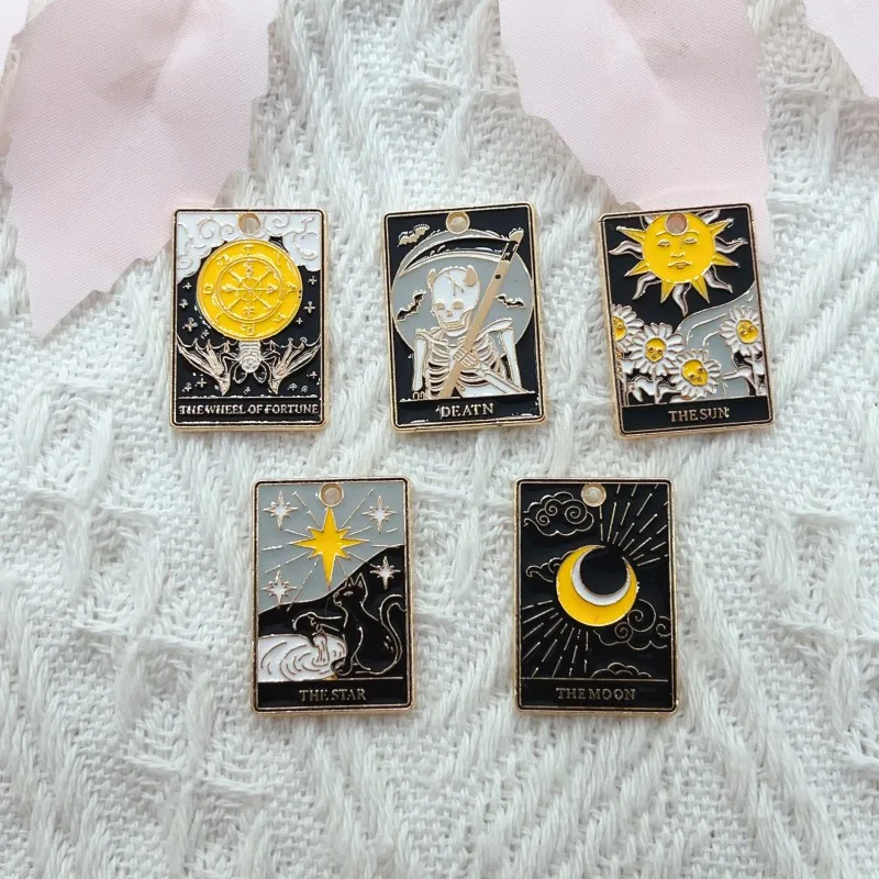 10 pieces of 28x19mm alloy Tarot fortune sun moon star jewelry