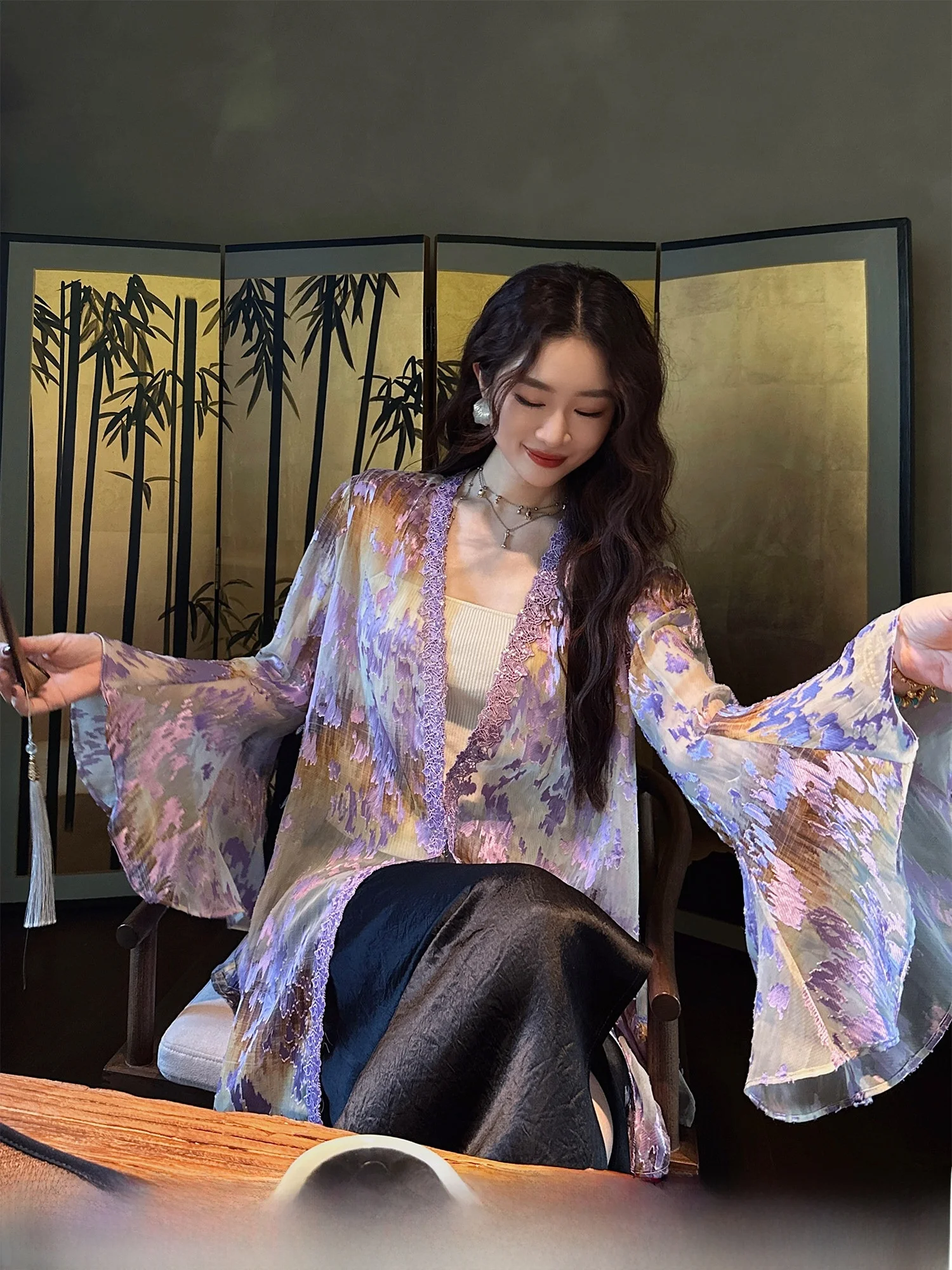 

Sanji Bla Flower Silk Satin Printed Long Sve irt Ele Commute Sle 2025 New Women's Premium Faion Top