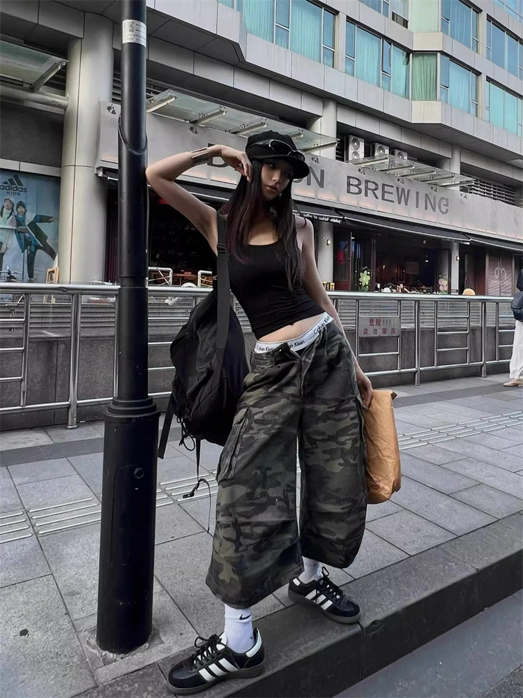 

Women's Retro Camouflage Cargo Loose Cropped Pants Summer Street Shorts Young Girl Casual Bottom Female Calf-length Trousers