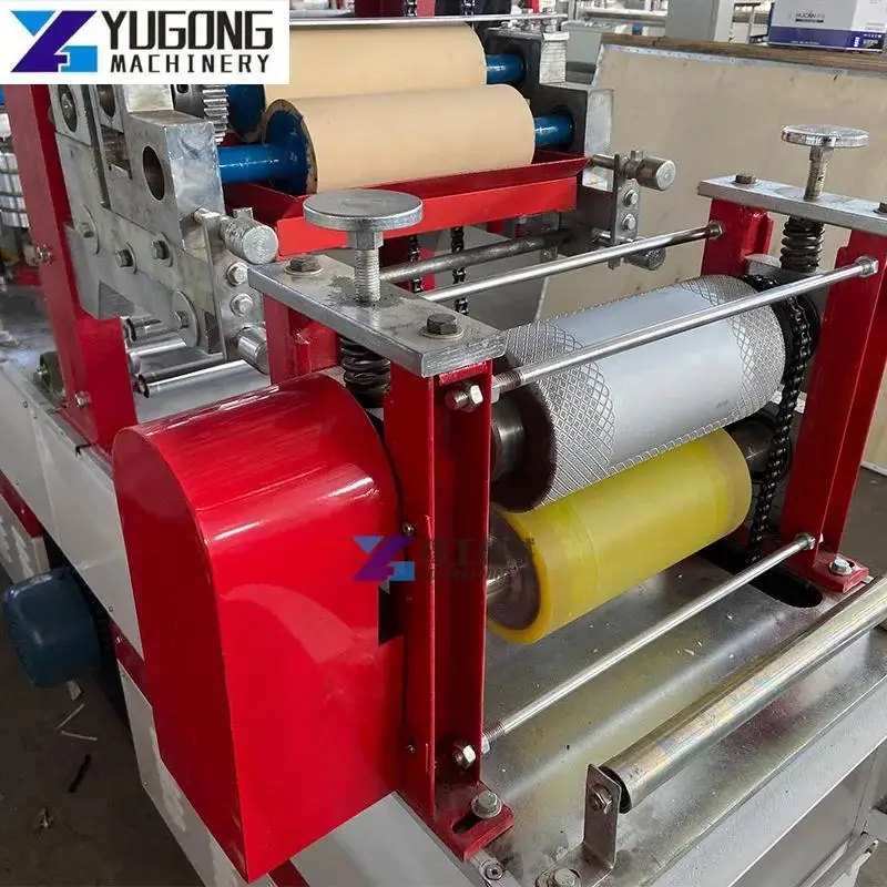 Volautomatische Embossing Opvouwbare Servet Tissuepapier Making Machine Papieren Servet Machine Handdoek Interfold Machine