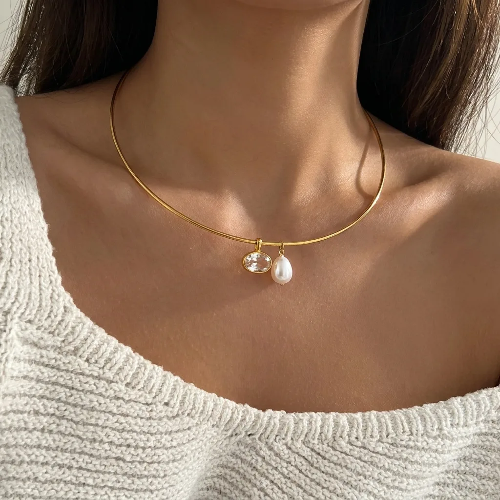 Minimalistische, vergoldete Halskette aus Edelstahl mit Zirkonia-Steinen für Damen, Imitationsperlen, Zirkonia-Anhänger, Party-Schmuck, Geschenk. – Detail 5