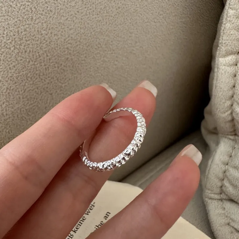 

Кольцо из стерлингового серебра 925 пробы в стиле ретро, нишевый дизайн, текстура, простое обручальное кольцо в корейской версии