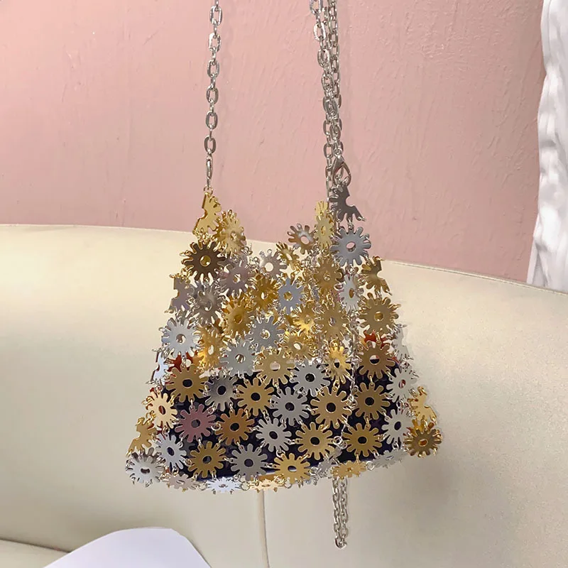 

Heavy industry metal hand woven sunflower silver sequin cloth bag versatile hollow out high-end design crossbody bag