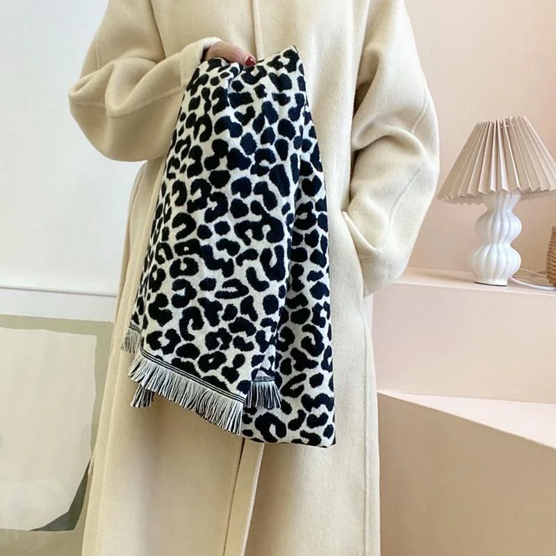 2022 Korean Leopard print Women Scarf Winter Pashmina Shawls Cashmere Thick Wraps Scarves Double Sided Lady Warm Hairy Bufanda