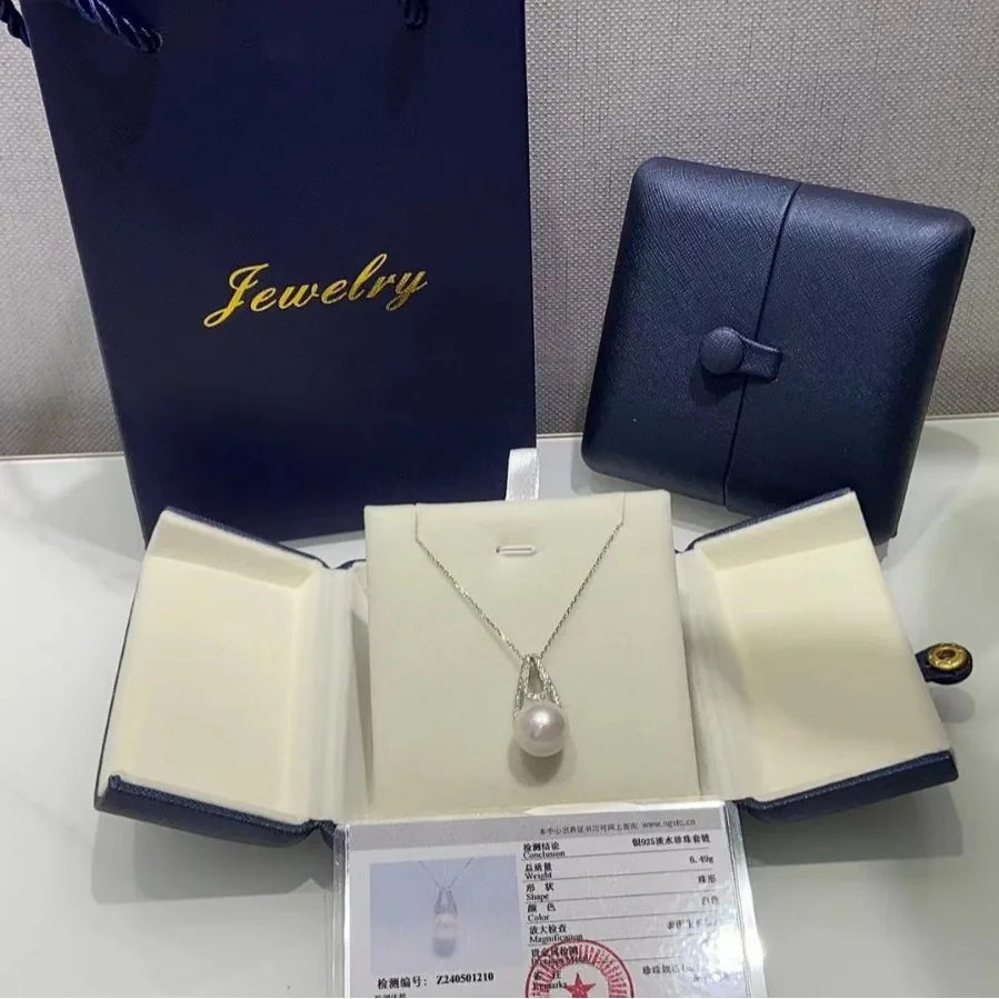 

Подвеска из натурального пресноводного жемчуга Эдисон 13-14 мм, круглая, с сильным блеском, незначительными дефектами, в серебряной оправе S925, без цепочки