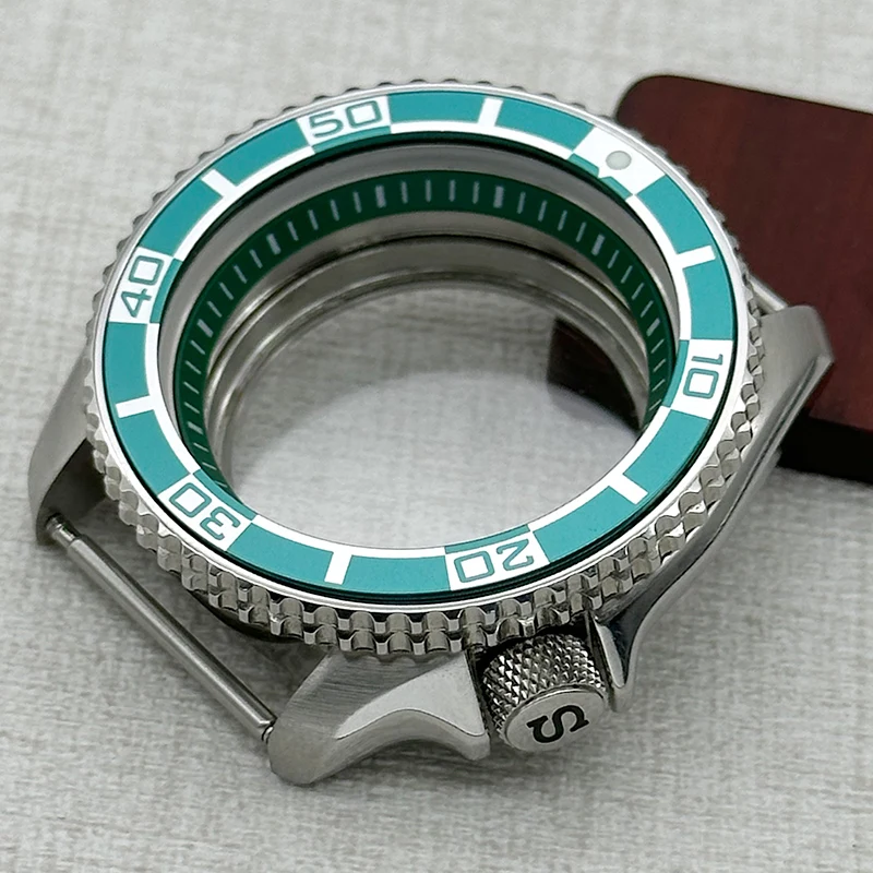 42mm 007 Case S-Type Crown NH35 SKX Watch Case Compatible with 28.5mm Dials and NH34 NH35 NH36 NH38 4R35 7S26 Movements