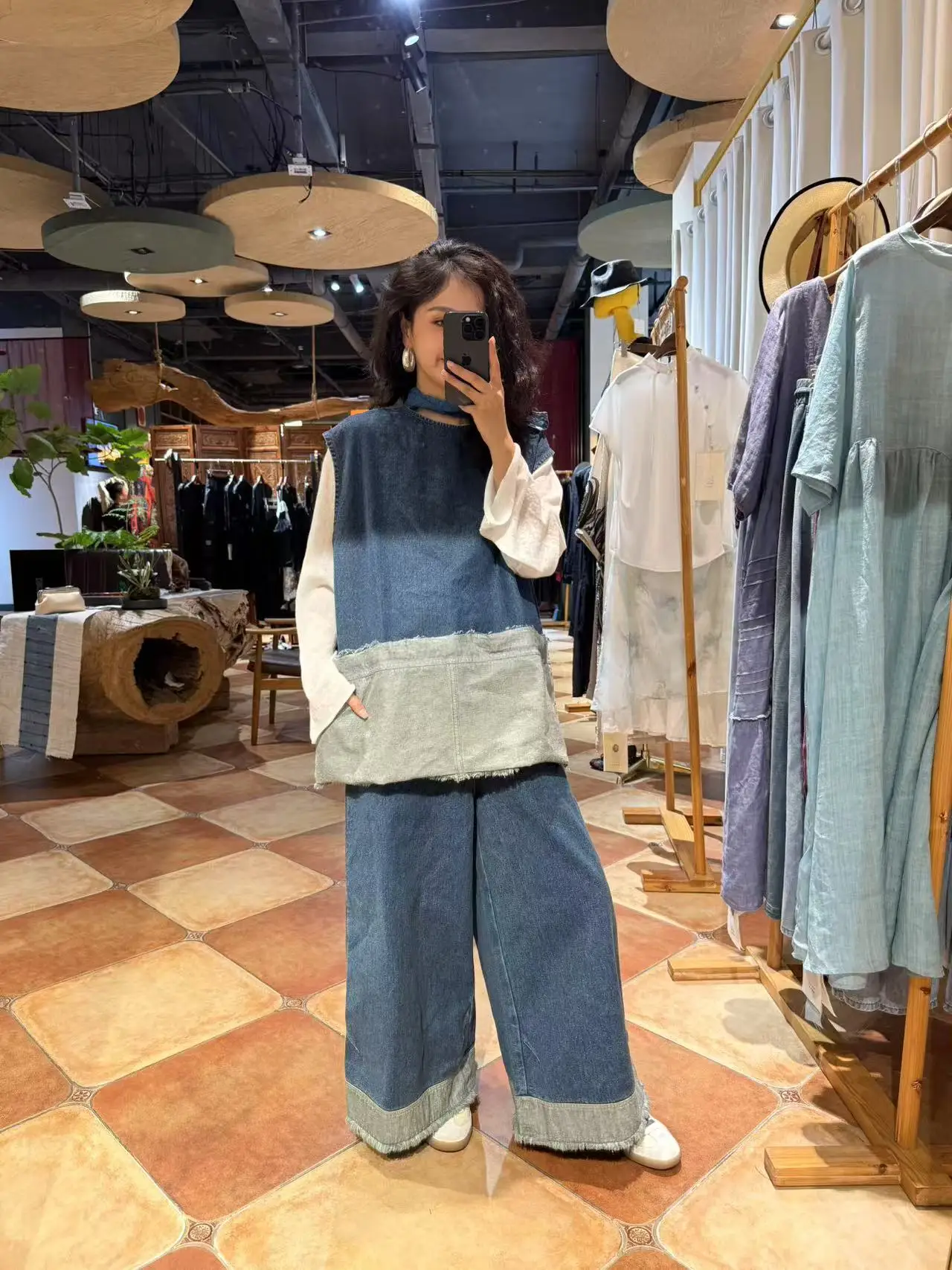 

Loose Sle Patchwork Color Denim Cotton Vest And Matching Patchwork Color Jeans New Autumn 2025 Women's Faion