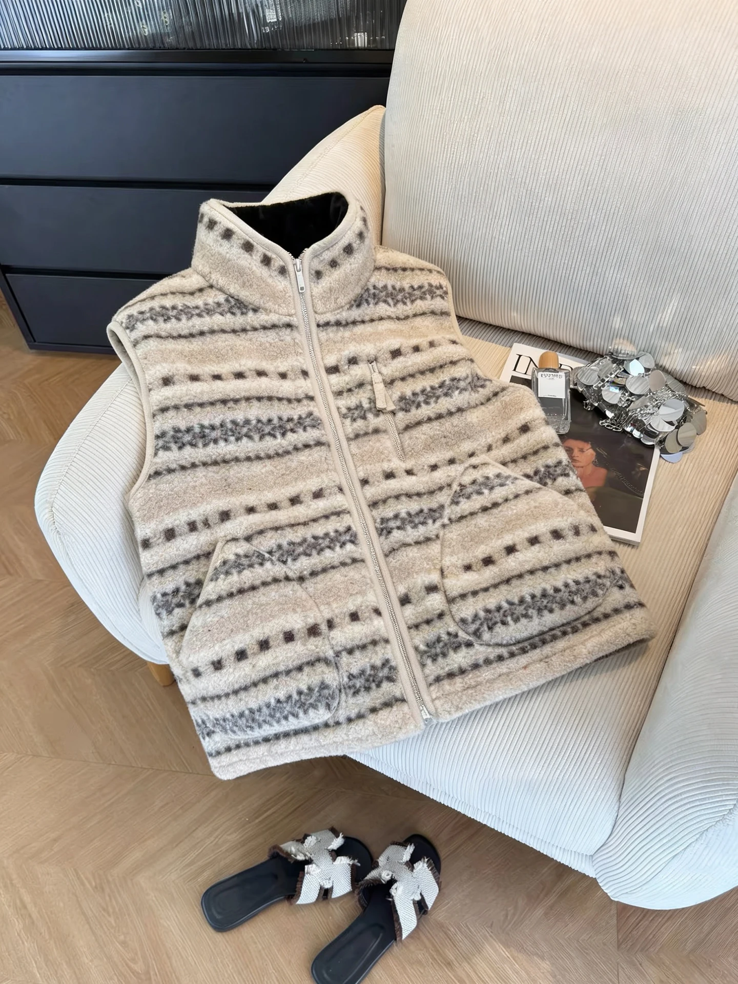 

Korean High-End Feeling Layered Fair Isle Embroidery Vest Loose Svel Stand Collar ex Autumn Winter Outerwear
