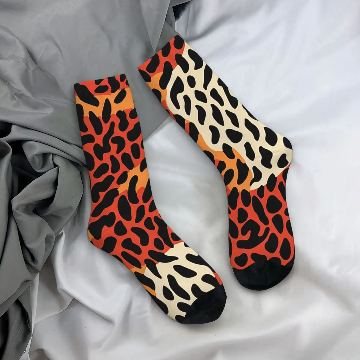 

All Seasons Crew Stockings Retro Wild Leopard Print Elements Socks Casual Long Socks Accessories for Men Women Birthday Present