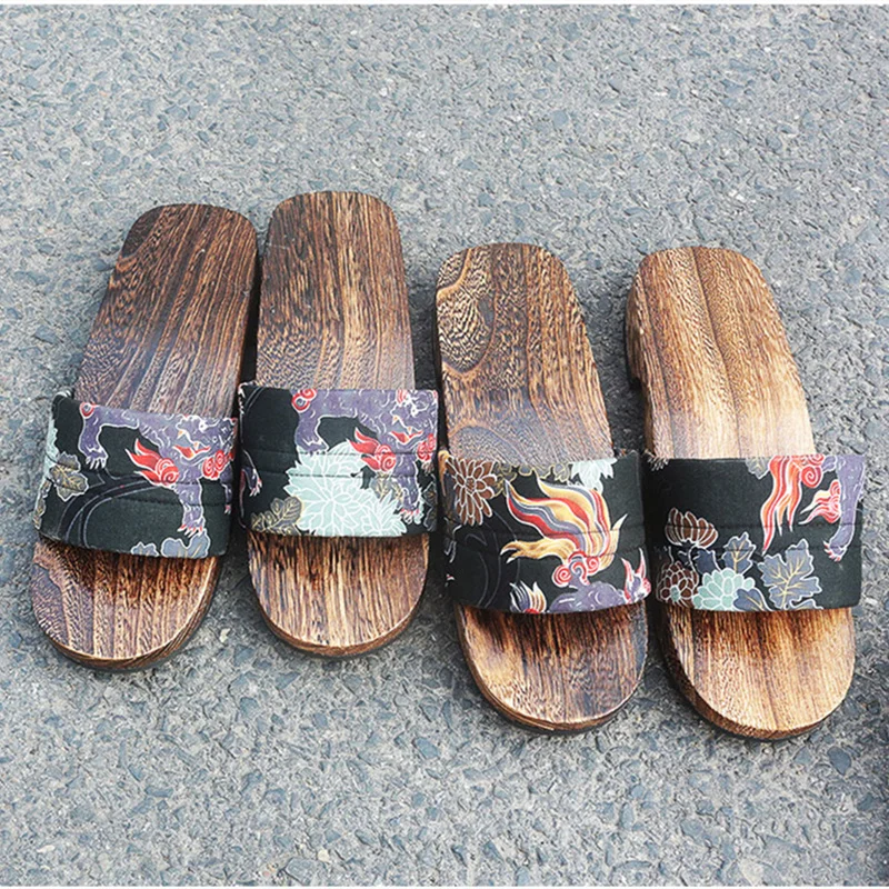 Men\'s Summer Wooden Slippers Japanese Style Low Heel Clogs Anti-Slip Beach Slippers Casual Summer Sandals Cosplay Shoes