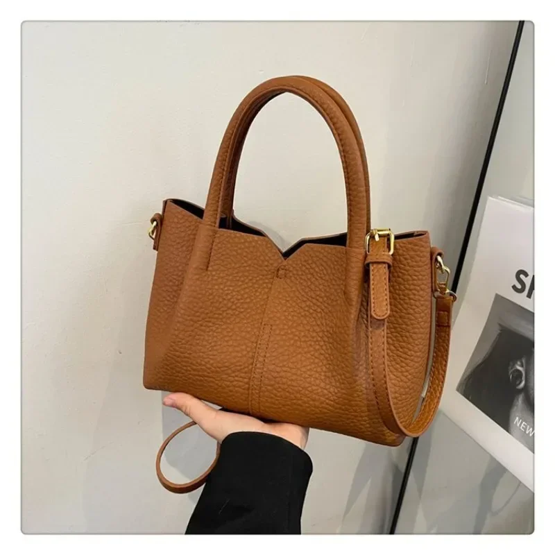 

​​2025 Must-Have Mini Crossbody, Vintage Flair with Practical Bucket Design, Shoulder Bag Perfect for Casual Adventures