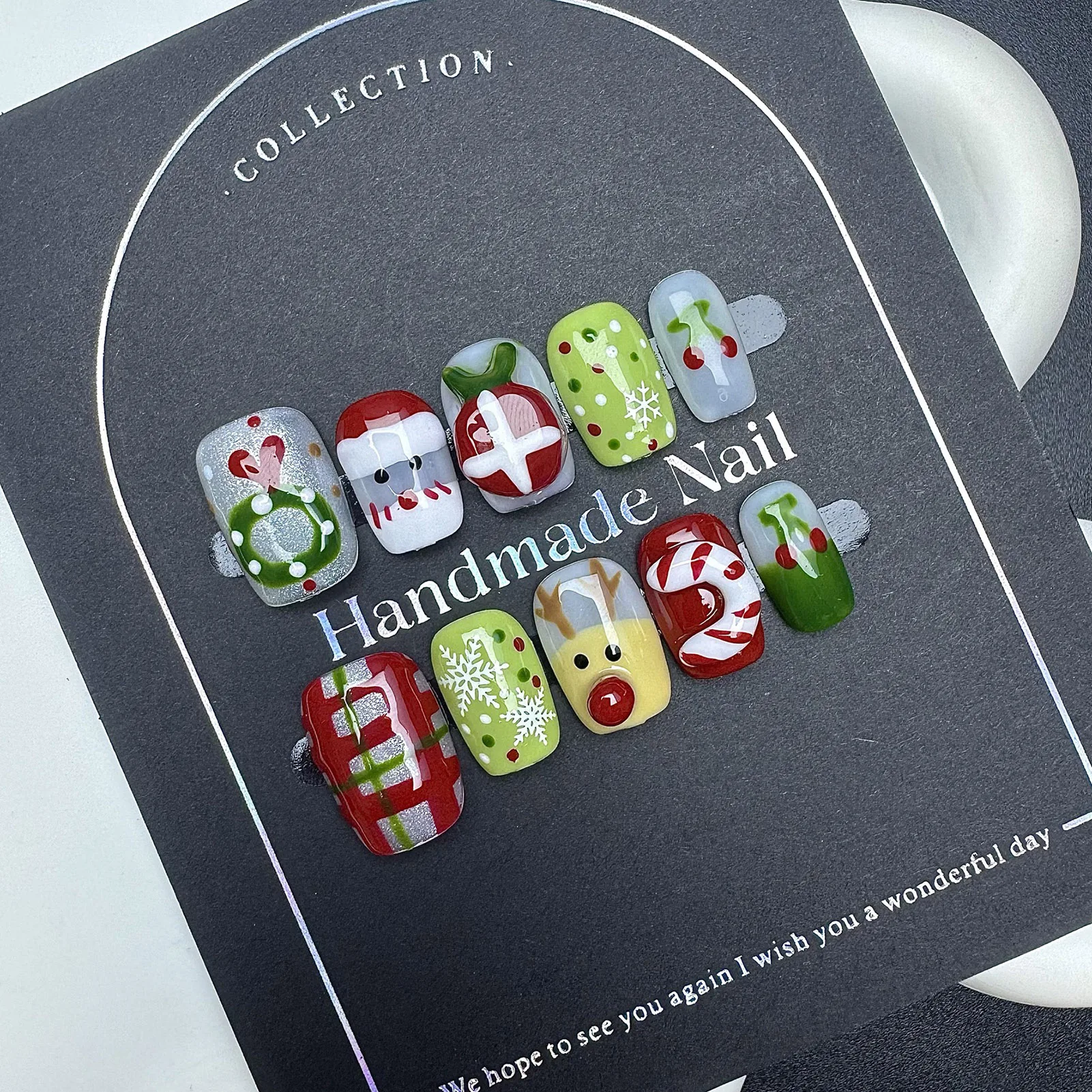 

10pcs Short Square Shape Handmade Fake Nails Cute Santa Claus Reindeer Press On Nails Christmas French Style False Nail Patches