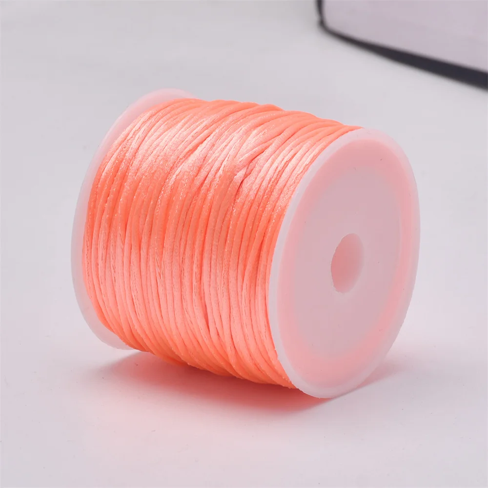 1,5 mm ambachten satijnen rattail koord string van nylon voor Chinese knoop, macramé, trim, sieraden maken 24 yards