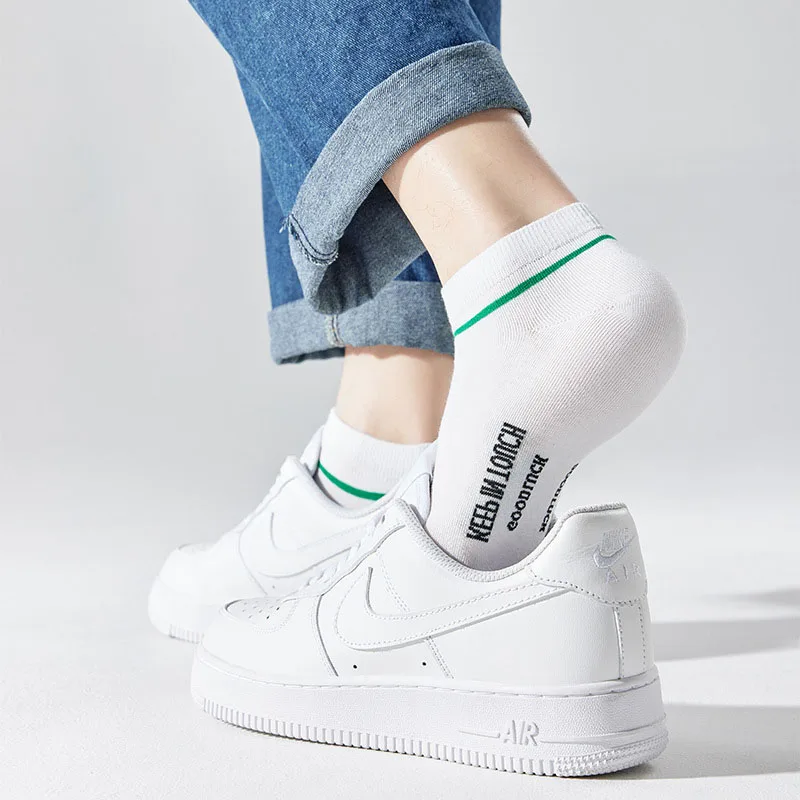 Dreamlikelin 5 زوج/وحدة جوارب رجالية للفصول الأربعة مطبوع عليها حروف جوارب رياضية قابلة للتنفس جوارب أنبوبية متوسطة