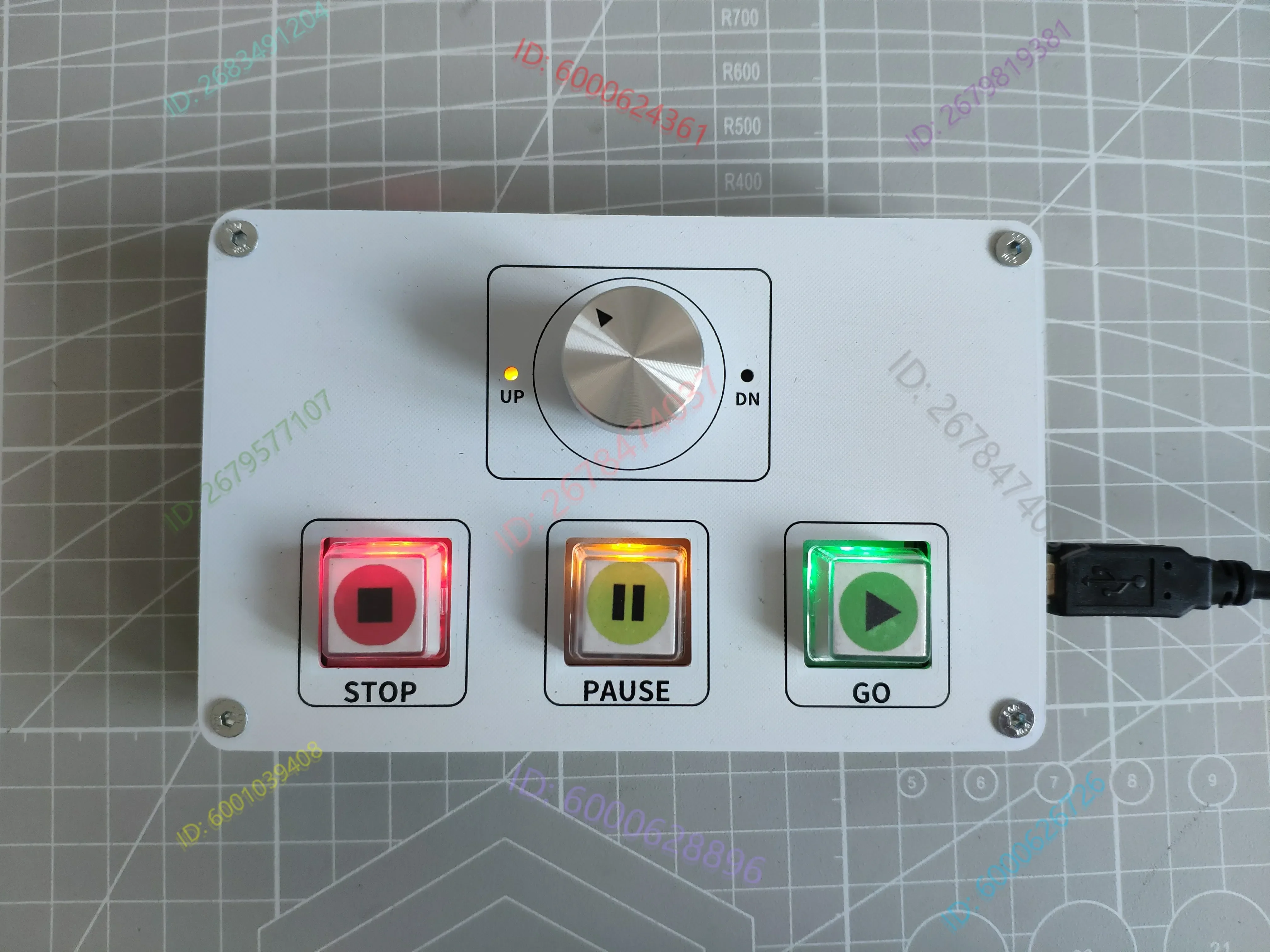 

QLAB Dedicated MIDI Professional Performance Media Music Keyboard USB Media Control Player MIDI Controller