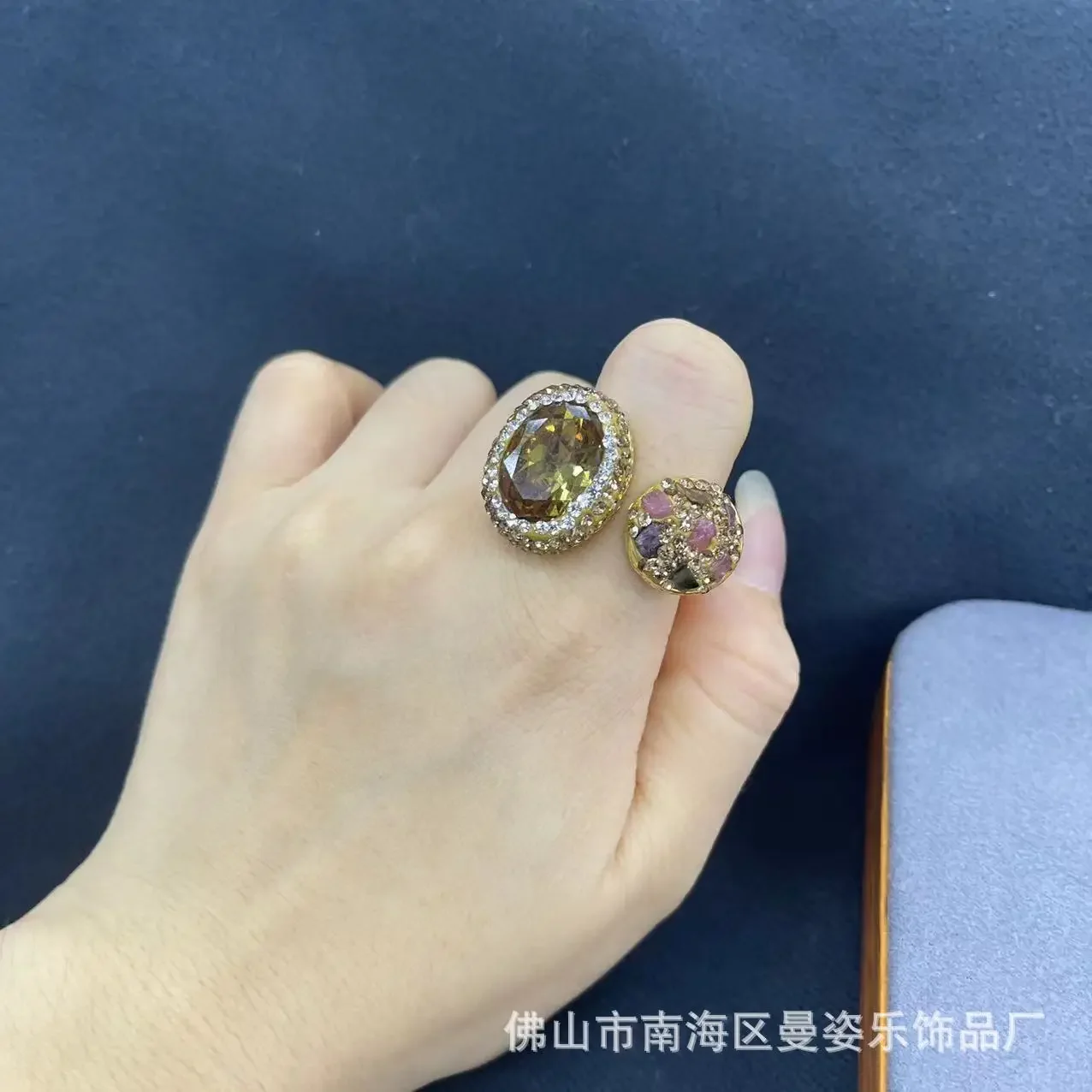 Turkish sultanite  stone inlaid with natural tourmaline ring, French vantage fashion jewelry