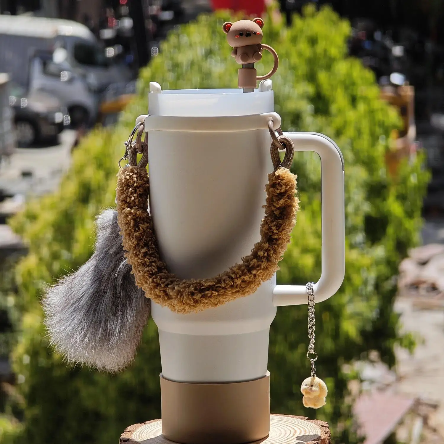 Stanley Tumbler Decor Straw Topper & Sleeve Colorful Floral Key Charm with Pom Pom Pendant Cross-Border Viral INS Style