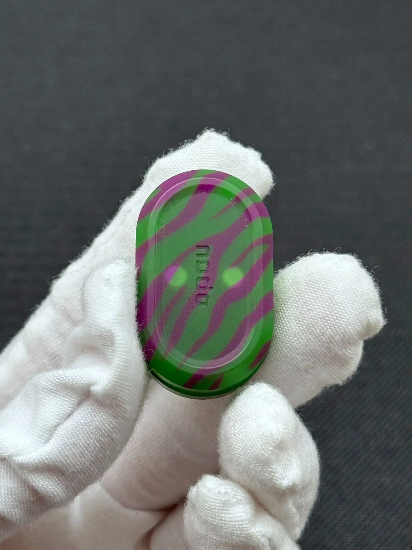 NADOU circle bean Eva color scheme tiger pattern, luminous resin