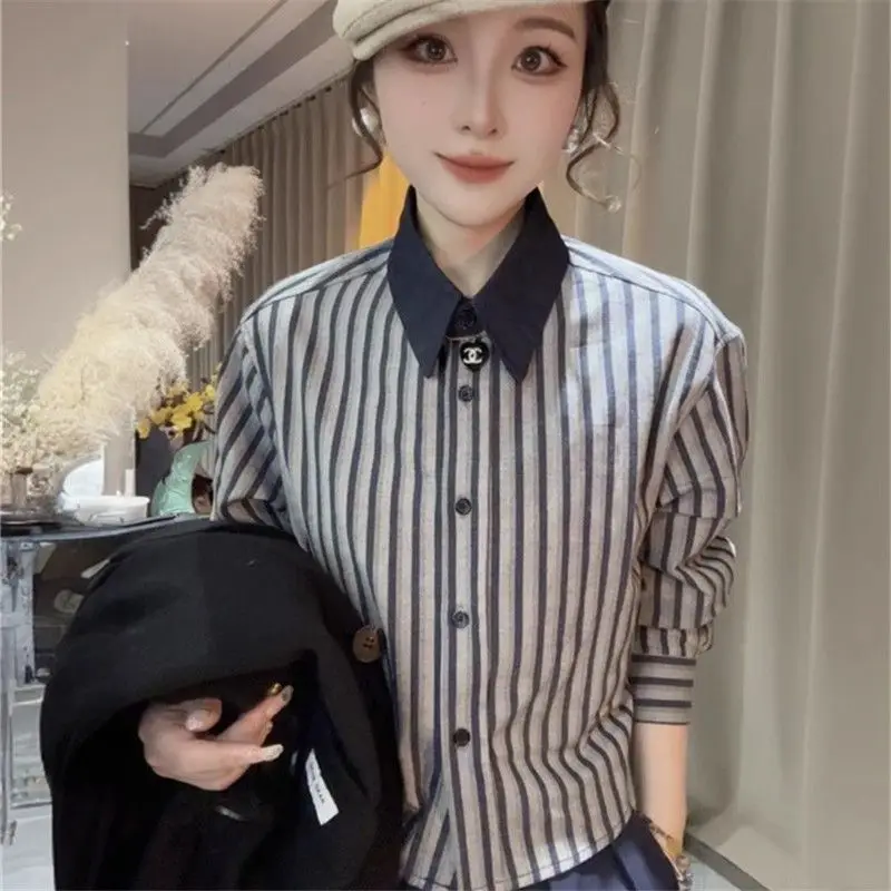

Korean High-end Color-blocking Striped Long-sleeved Shirt for Women New Style Shirt Versatile Small Top