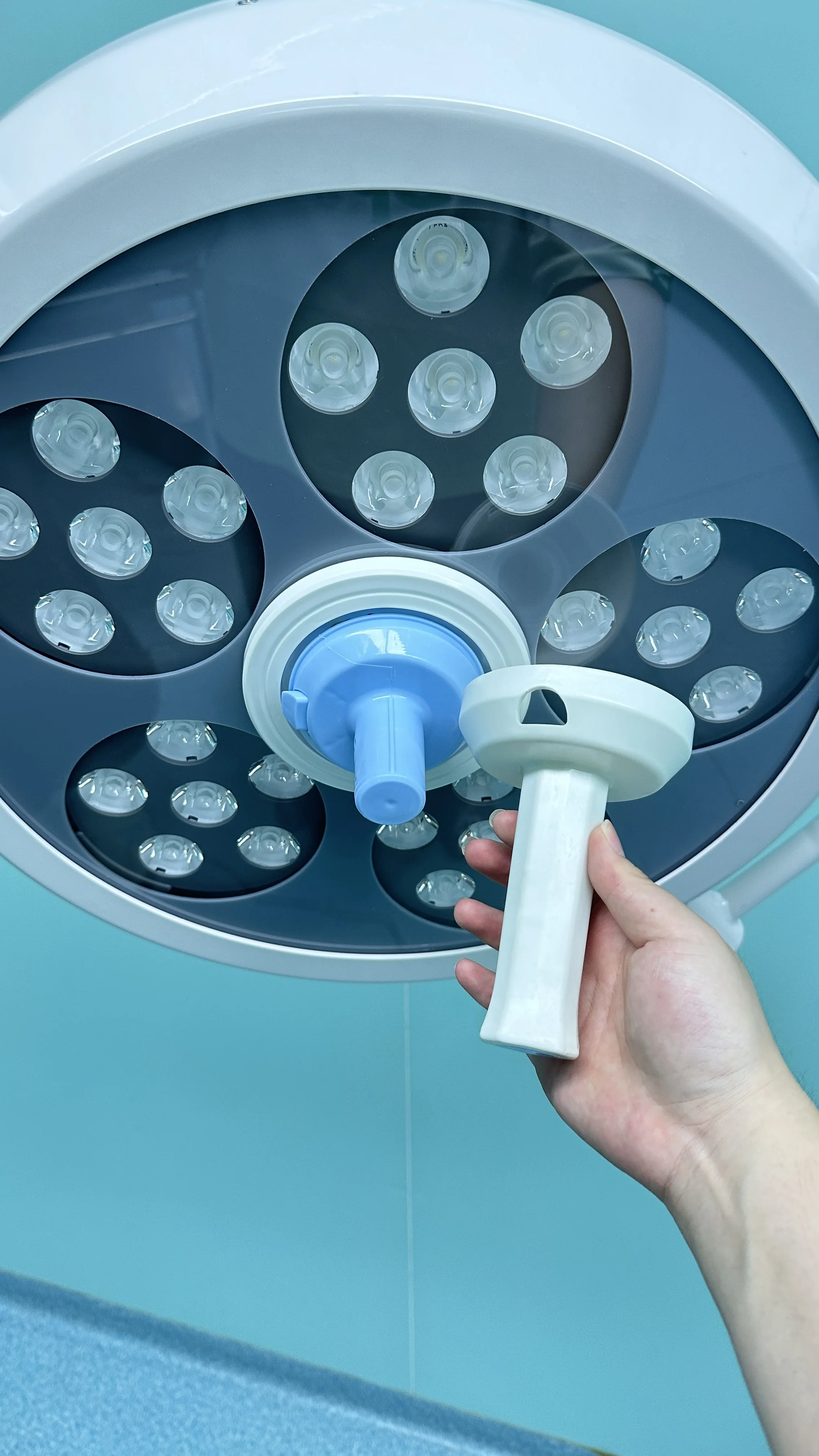 LKLED-500 Five Holes Vertical Operation Lighting Electric Surgical Lamp Single Dome Mobile Operating Lamp Shadowless Lamp