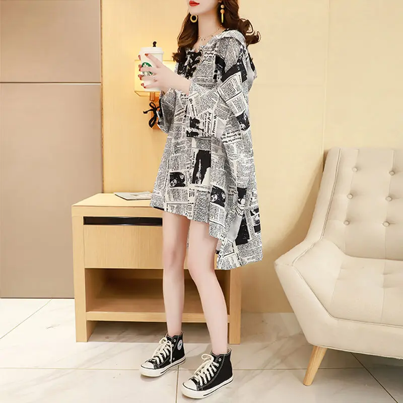 Short-sleeved T-shirt Women New Loose Style Internet Celebrity Super Hot Mid-length Hooded Sweatshirt Trendy