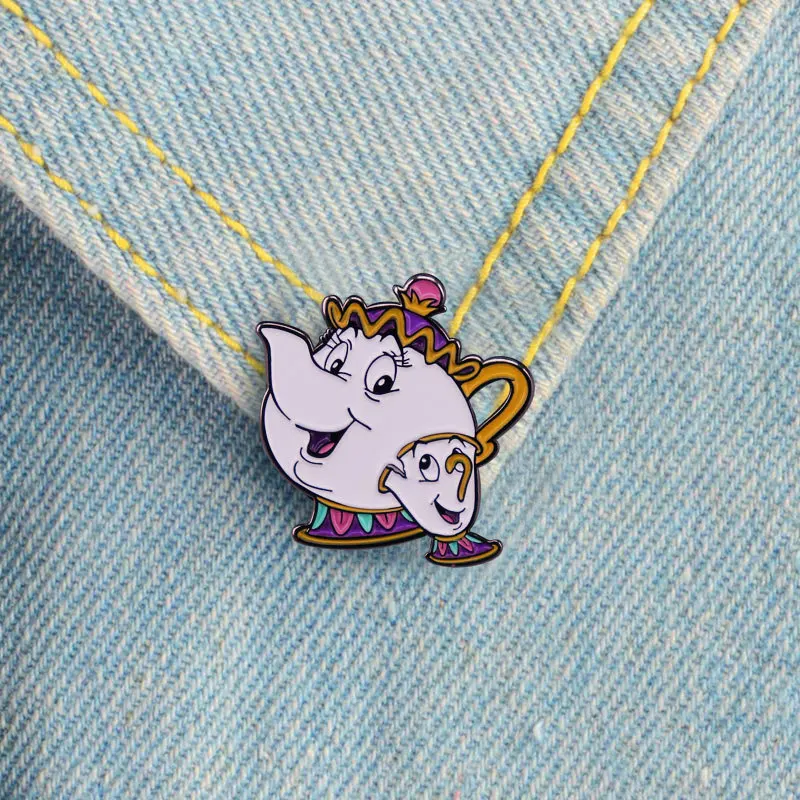 Cartoon Film Metal Badge Creative Beauty and Beast Teapot Lady Pattern Brooch Fashion Girl Canvas Bag Accessories Gift Women Pin