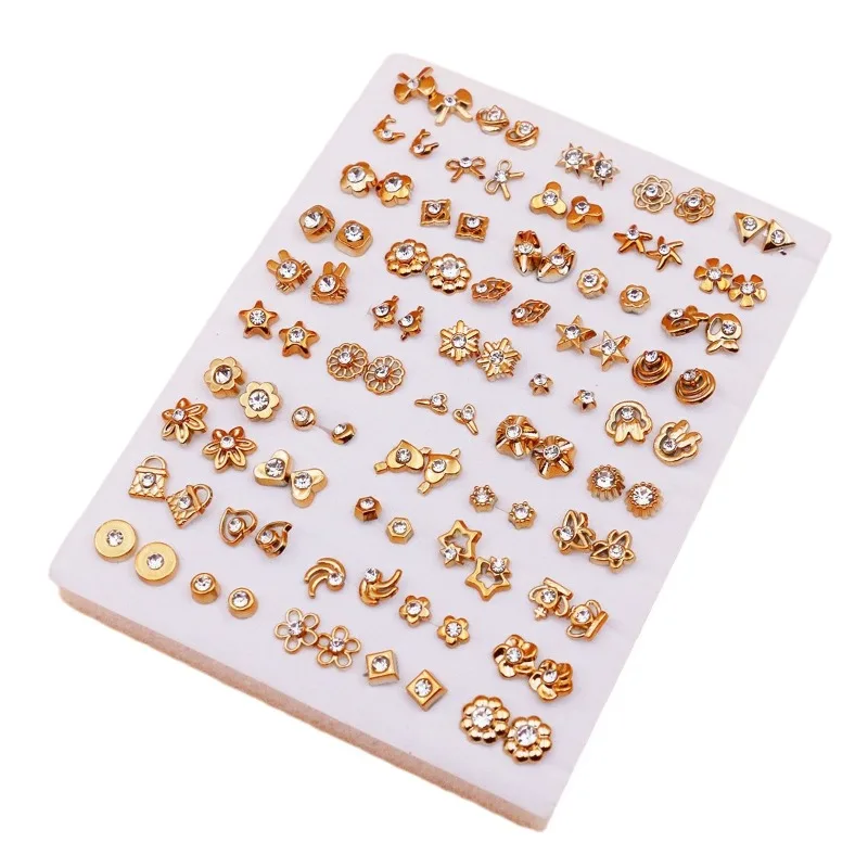 50 زوجًا من الأقراط البلاستيكية البلاستيكية البسيطة المطلية بالألماس والأشعة فوق البنفسجية الصديقة للبيئة