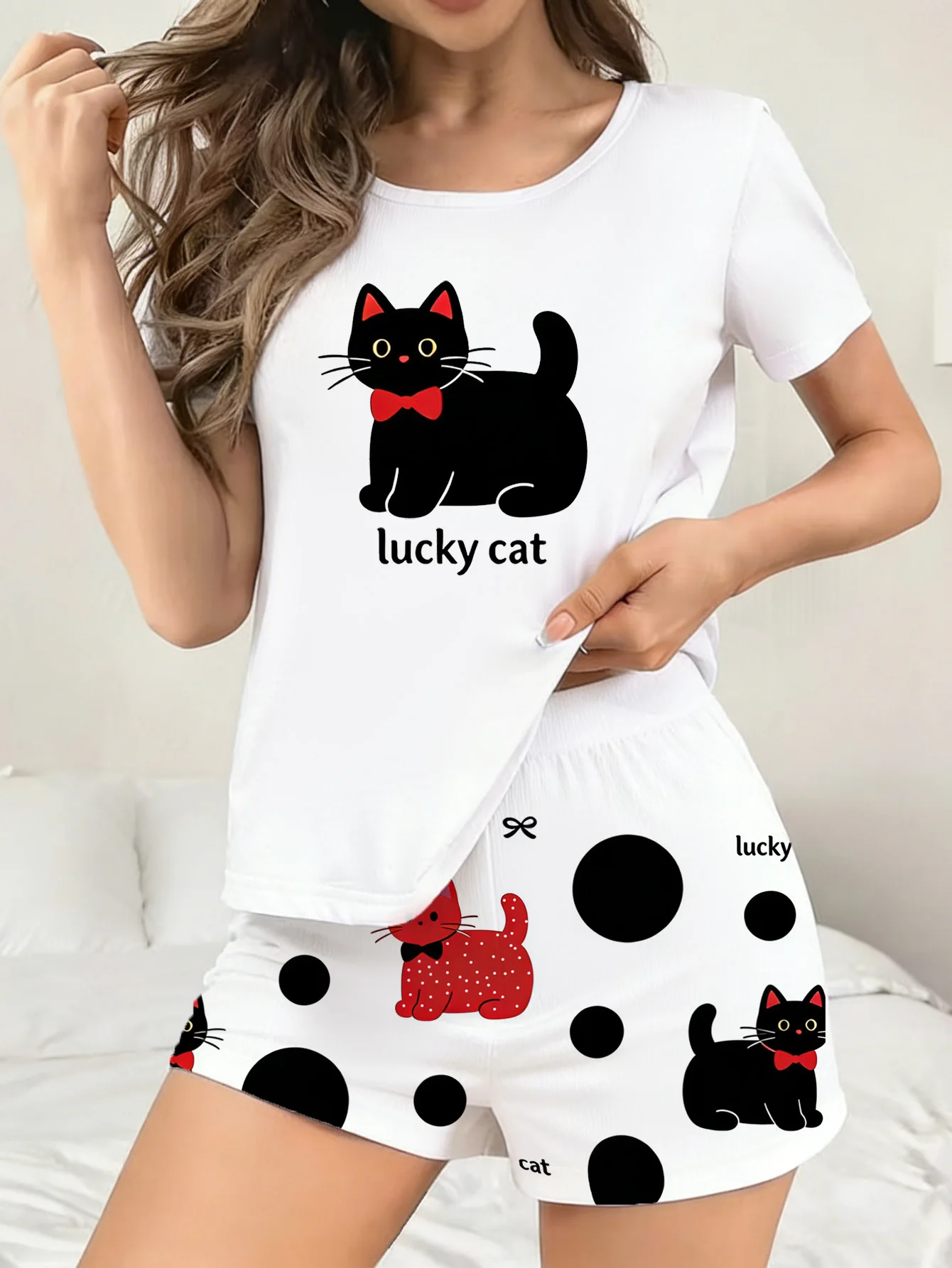 

Women's Summer Short-Sleeve & Short Pajama Set - Polka Dot Cat Digital Print | Skin-Friendly & Machine Washable