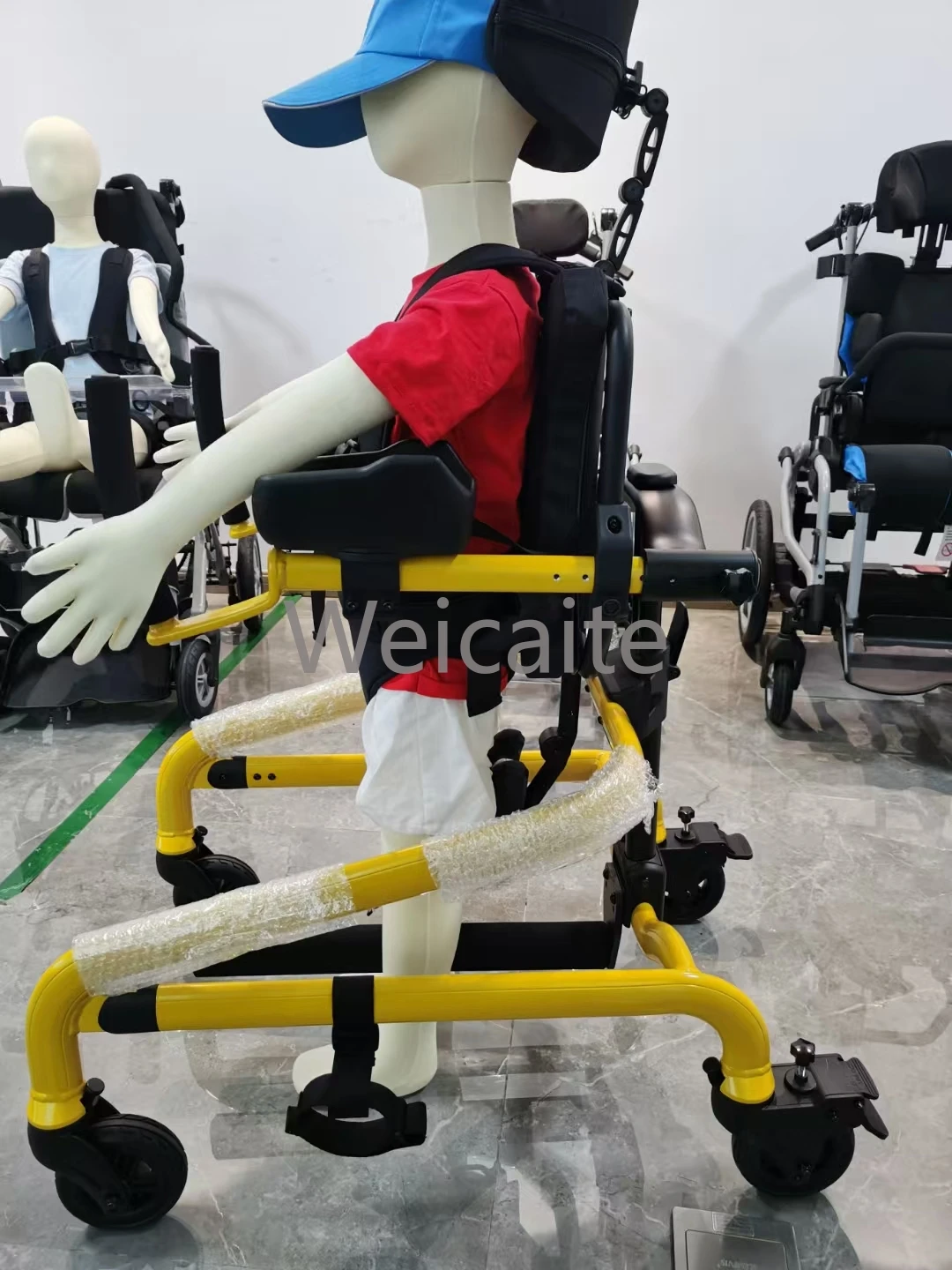 GT01 Paralhada Cerebral Ajustável Treinador de Gait Pediátrico Walker com Esquiências Especiais para Disabilidades Assento Infantil