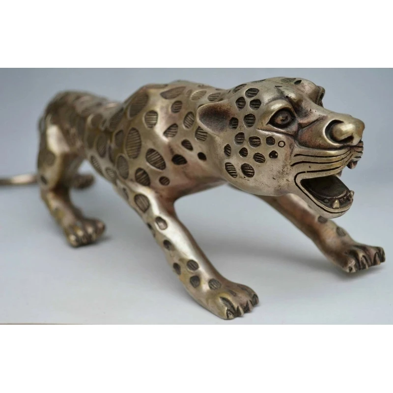 

Collection White Cooperized Silver Copper Board Carved Large Leopard-Print Walking Statue